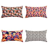 Trois Tailles Rectangulaires Polyvalentes​: Disponible en trois dimensions pratiques : 30x50 cm (pour les chaises ou éléments d'accent), 40x60 cm (canapés et lits) et 50x75 cm (grands espaces de détente). Le design rectangulaire minimaliste s'adapte aux intérieurs contemporains, nordiques ou minimalistes, rehaussant les salons, chambres ou coins lecture avec une élégance sobre.