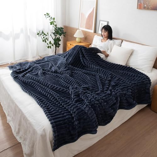 HOKIPO Fleece AC Throw Blanket Double Bed Queen, 200x230 cm / 6.5x7.5 feet, Dark Grey (NEW-AR-4917-DGRY)