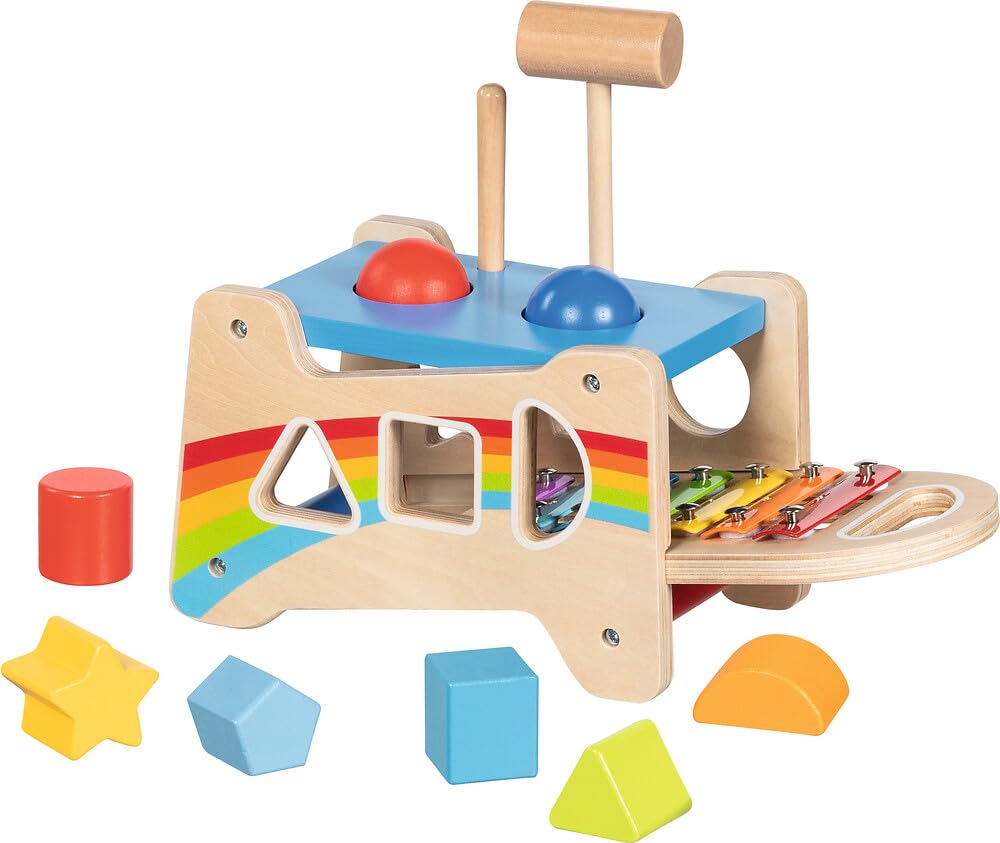 goki 58304 - Panca a martello con xilofono e funzione di smistamento, 12 pezzi, giocattolo motorio in legno con suoneria estraibile – panca 3 in 1, scatola di smistamento, xilofono
