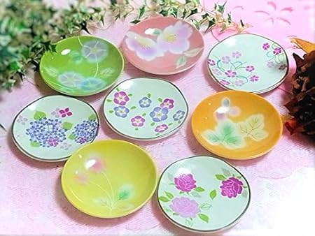 Amazon 楽しい食卓に 和食器 花柄 小皿 5枚セット オレンジ イエロー グリーン バラ 朝顔 パーティ 和風 民芸品 おもちゃ