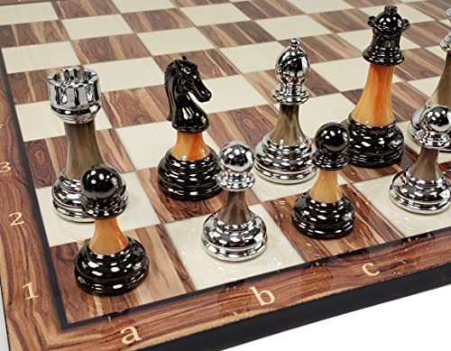 Jeu d'échecs Staunton en plastique chromé design luxe avec son échiquier couleur cèdre de 43 cm