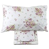 corredo neonato settembre Geranium è un bellissimo completo copripiumino matrimoniale 4 pezzi con una incantevole fantasia floreale su federe, sacco e sottolenzuola..