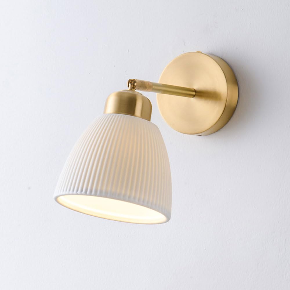 Applique murale en laiton brossé et céramique véritable pour un éclairage chic