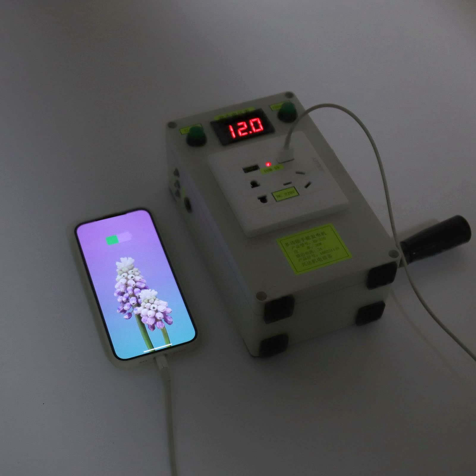 Générateur à Manivelle, 20W DC 220V/12V USB 5V Chargeur Manivelle Station D'alimentation Portable Generateur Alimentation Manuelle Chargeur Generateur D'urgence Pour Téléphone Ordinateur Chargement