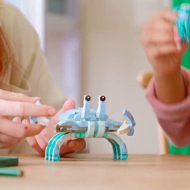 Amazon.co.jp: レゴ(LEGO) クリエイター キラキライルカの波ダンス