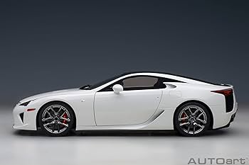 Amazon.com: AUTOart 1/18 Lexus LFA (Whitest/White/Black