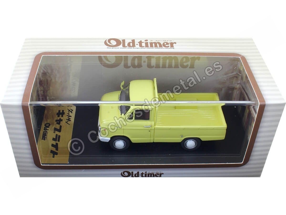 Vecchio timer 1/43 Datsun cabina light truck giallo