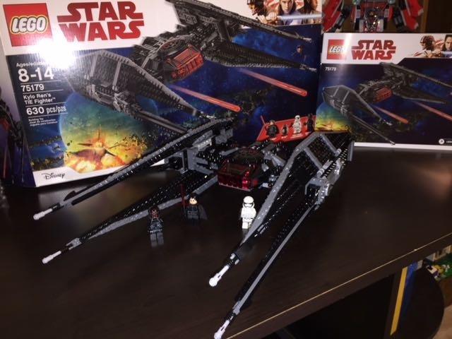 Amazon.co.jp: LEGO Star Wars Kylo Ren's TIE Fighter 75179 : おもちゃ