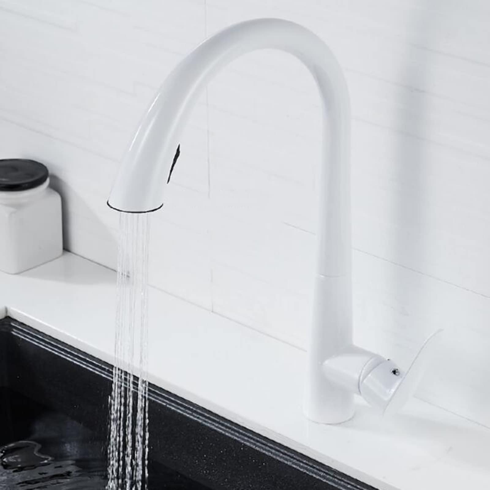 Robinet de cuisine avec pulvérisateur rétractable pour en finir avec les éclaboussures