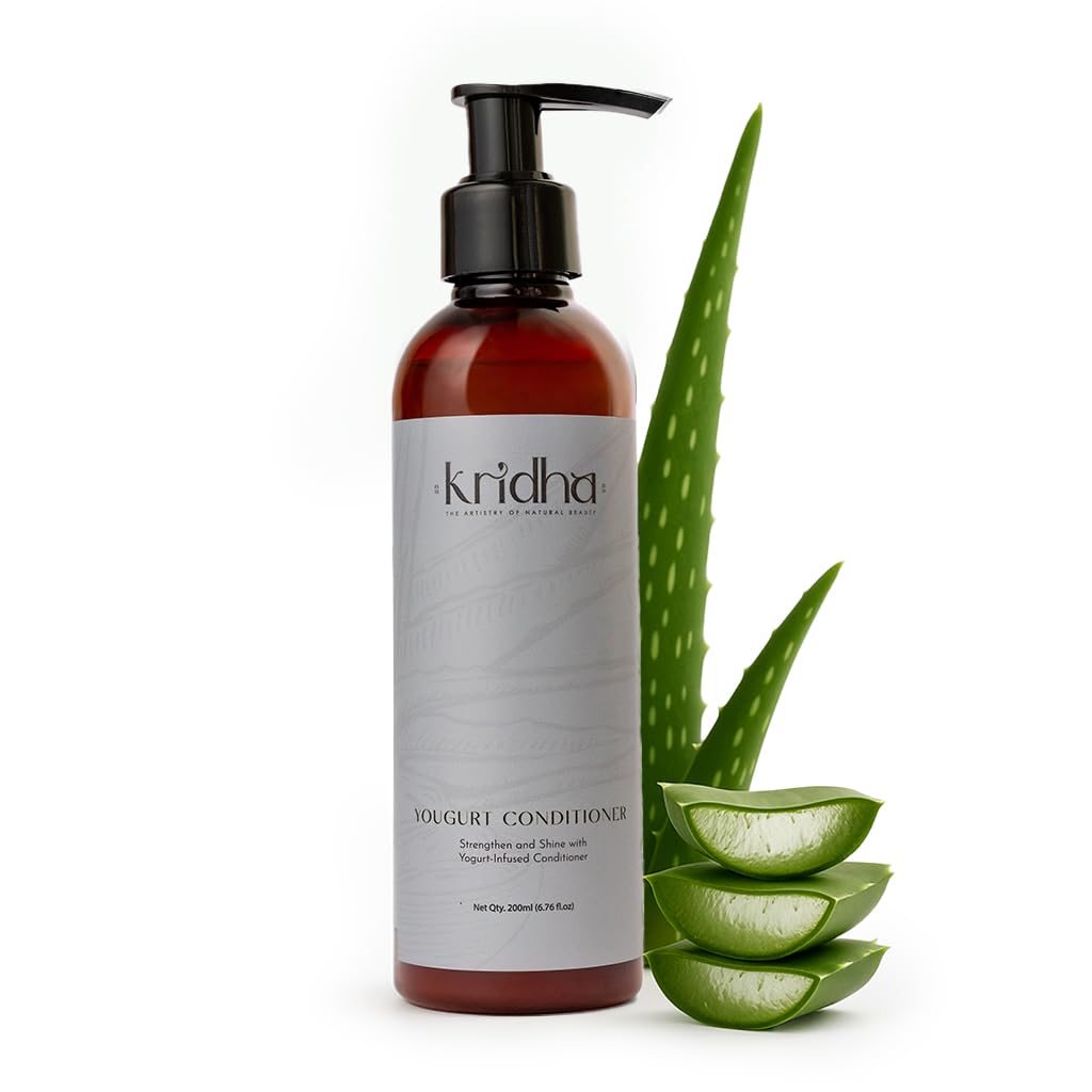 Yogurt Hair Conditioner for Dry & Frizzy Hair - Natural Moisturizing Conditioner with Aloe Vera, Almond & Olive Oil - Hair Fall Control & Frizz Repair - 200ml - Unisex