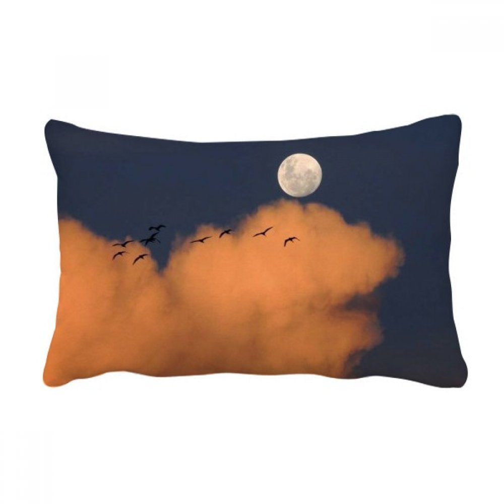 Coussin lombaire nuages lune noire nuit pour soulager le dos sur le canapé