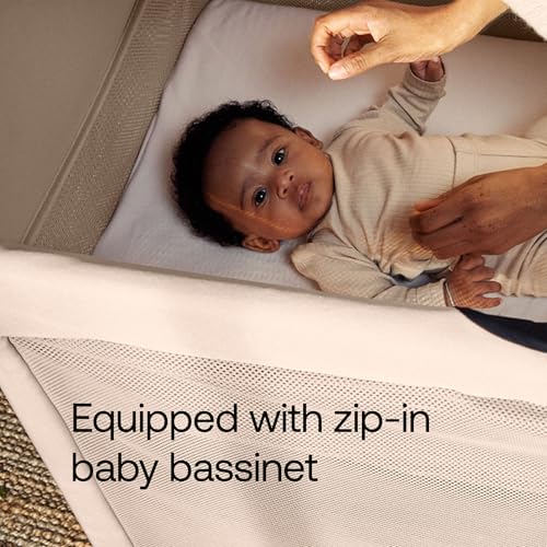 Bugaboo Stardust - All-in-one, Quick to Assemble, Black pop-up Travel cot and playpen for Babies and Toddlers with Mattress and Zip-in Bassinet, Black 3 Bugaboo Stardust - All-in-one, Quick to Assemble, Black pop-up Travel cot and playpen for Babies and Toddlers with Mattress and Zip-in Bassinet, Black - Image 3