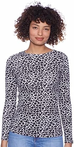 bella hadid cropped button up