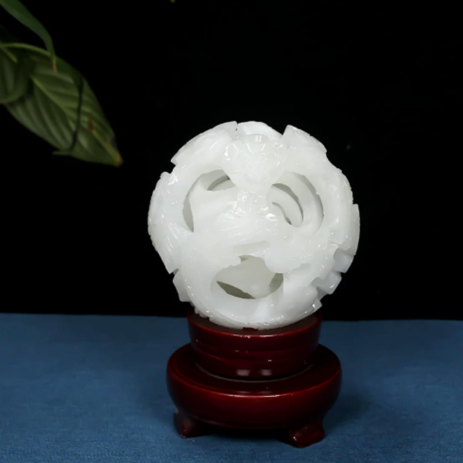 Amazon.com: LTYNCNHC Hollow Carved Natural Jade Stone Sphere  display picture 1