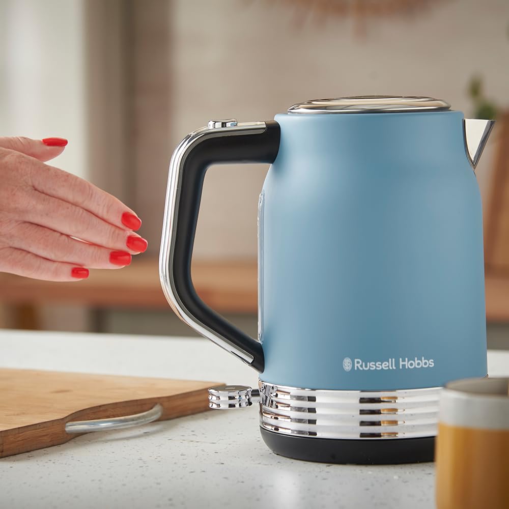 Russell Hobbs Bollitore Elettrico [1,7L, 2400W] Hanley Retro Blue (Acciaio inox, Design vintage, Beccuccio Perfect Pour, Base 360°, Avvolgicavo, Coperchio pulsante, Risparmio energetico) 28641-70