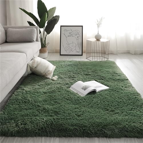 Treer Tapis de Salon Lavable, Tapis Moelleux à Poils Longs Moderne Tapis Chambre Doux et Antidérapant Douce Tapis de Fausse Fourrure pour Enfant Chambre à Coucher Maison Décor (120*200cm,Vert foncé)