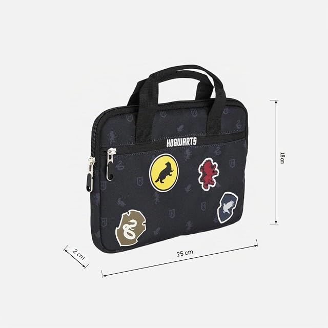 Foto 5 de 6 de CERDÁ LIFE'S LITTLE MOMENTS - Fundas para Tablets Infantiles de Harry Potter Con Bolsillo Superior y Lateral…