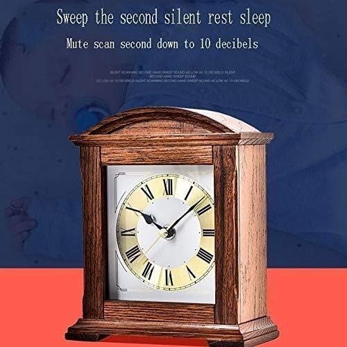 Retro Table Clock Oak Finish Wooden Mantel Clock with Pendulum Silent Quartz Clock Battery Powered Roman Character Clock Shelf Clocks
