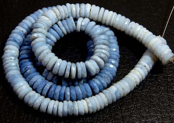 Agate mousse verte en perles cubes facettés haut de gamme pour joaillerie artisanale fine