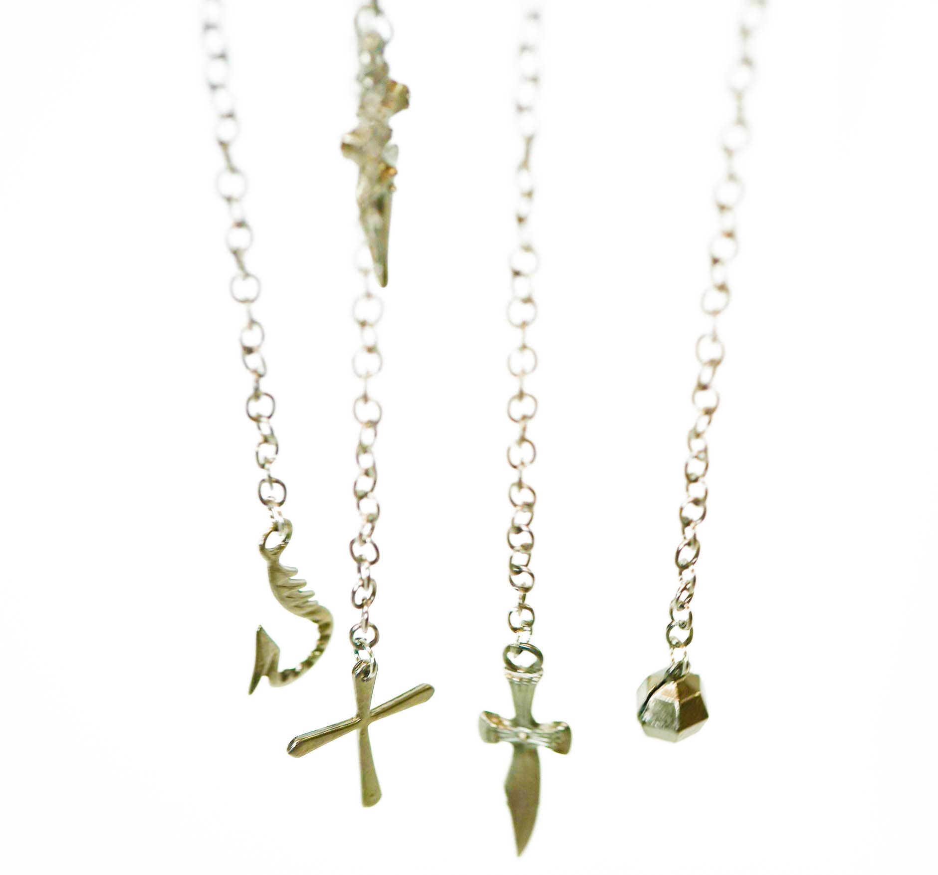 【希少】HUNTER×HUNTER/旧作/クラピカ/鎖/コスプレ/アクセサリー ハンターハンター HUNTER × HUNTER クラピカ 鎖チェーン コスプレ