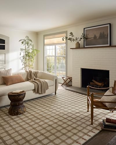 Loloi Magnolia Home by Joanna Gaines Waylon Collection WAY-02 Natural/Rust 5'-0" x 7'-6" Area Rug