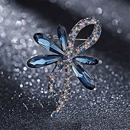 Broche papillon pour femmes : accessoire de costume pour raviver un vêtement uni