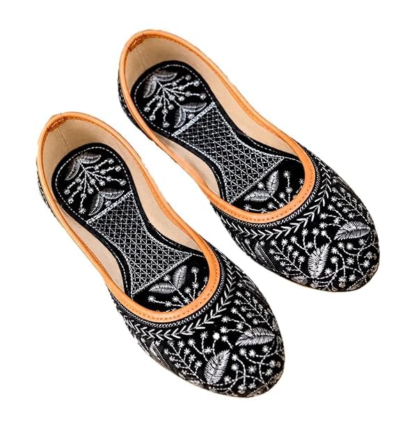 Women's Black Embroidered Jutti Ethnic Flat Mojari Shoes-image-27
