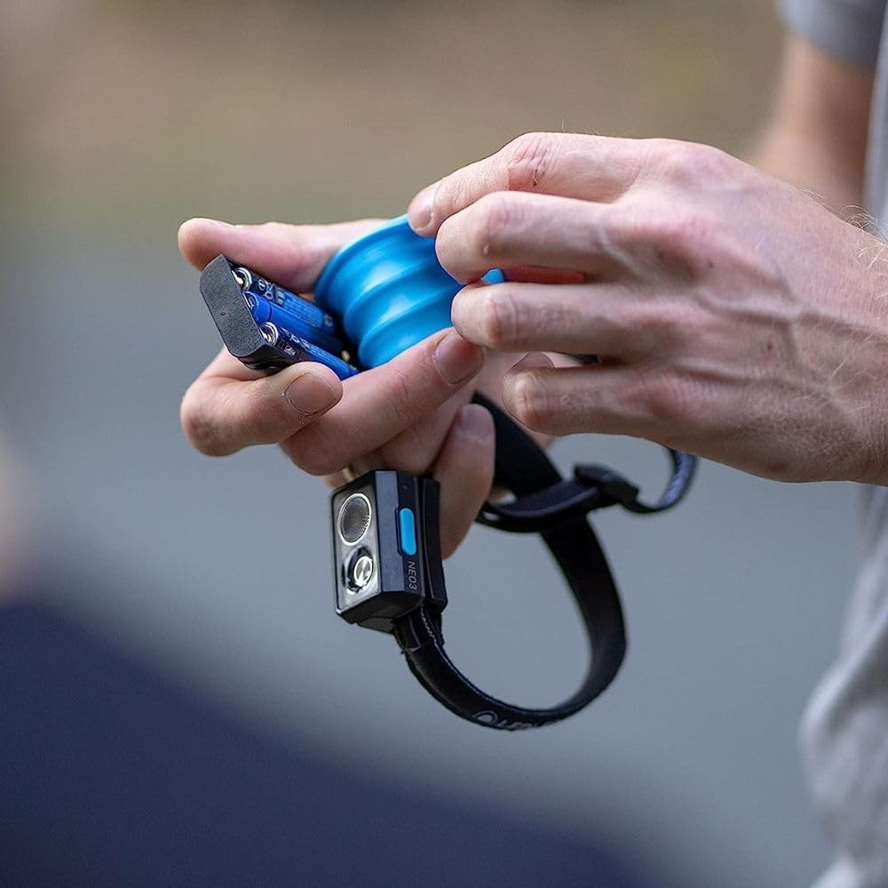 Ledlenser NEO3 - Lampe frontale LED à piles, ultra-lumineuse 400 lm, légère, 20h d’autonomie, bandeau réfléchissant, lumière avant rouge - Pour la course à pied, la pêche, la randonnée - Bleu