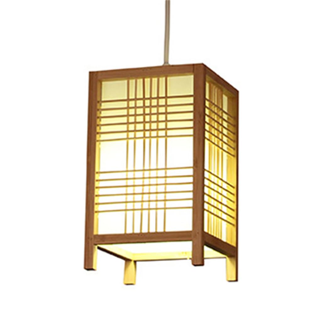 Sombras de luz y diseño en cesta de madera natural