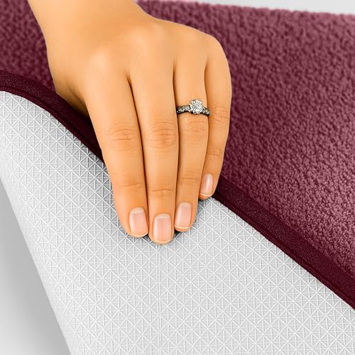 Image of enera Anti Slip Bathroom Mat 40x60 cm | Microfibre Bath Mat, Door Mat & Floor Mat for Bathroom, Bedroom, Kitchen, Home | 2000 GSM Soft Water Absorbent Quick Dry Machine Washable (Stello, Ruby Maroon)