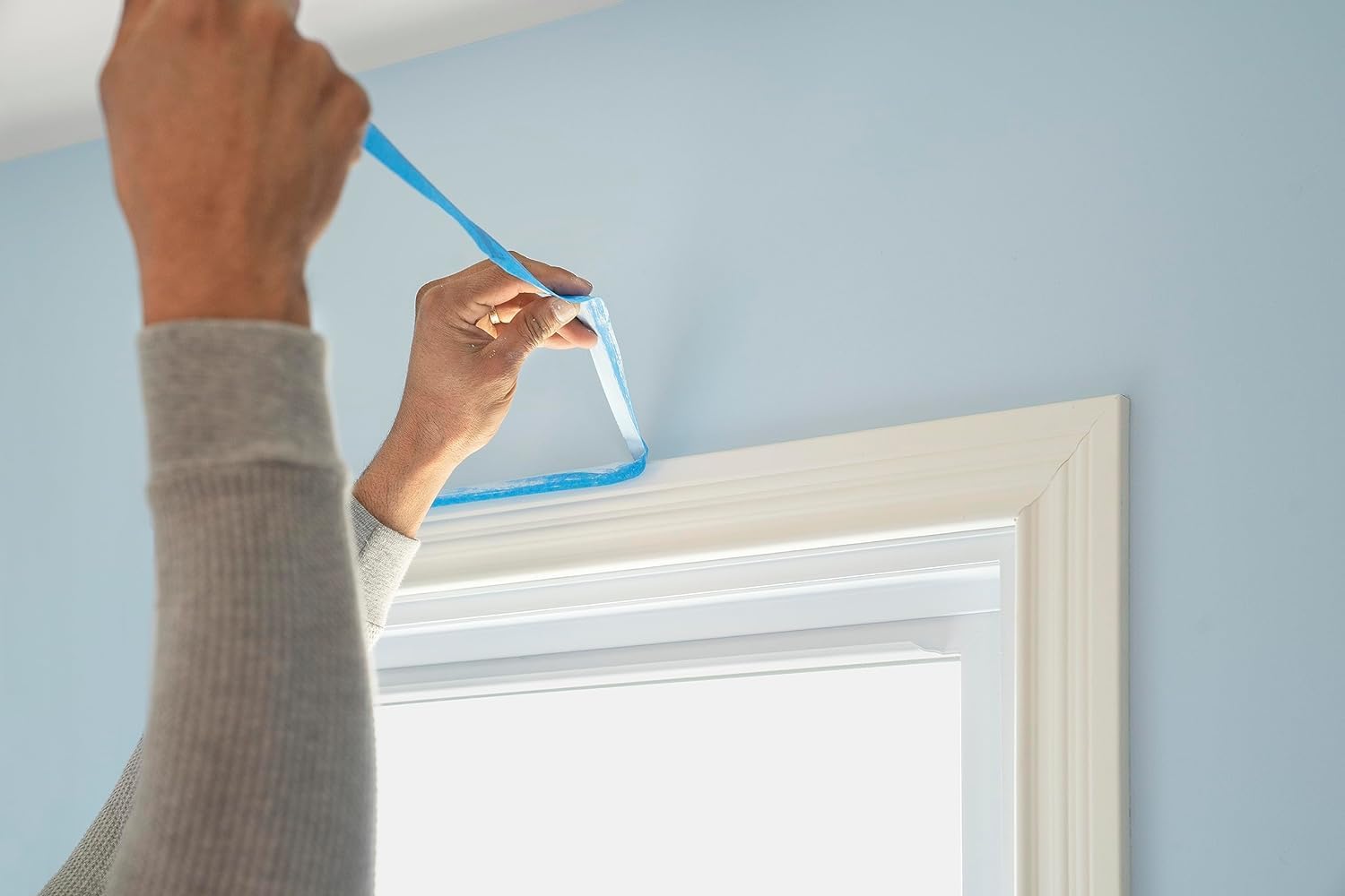 ScotchBlue Ruban de Masquage Multi-Surfaces 36 mm x 41 m 4 Rouleaux Adhésif Peinture Intérieur Extérieur 70% PEFC