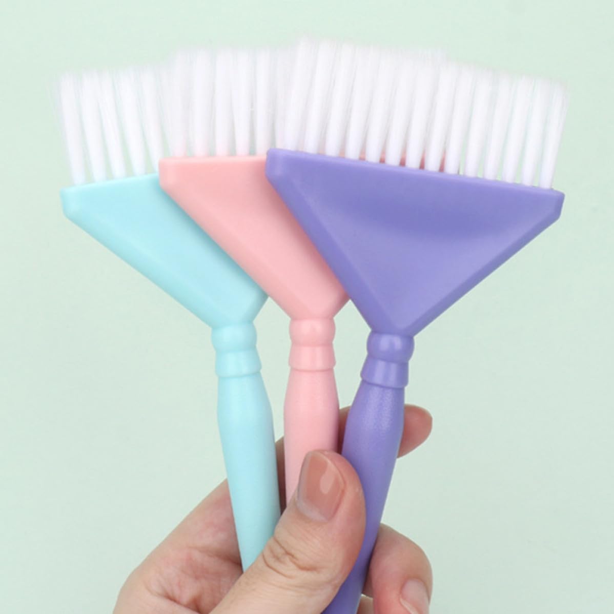 Hair Dye Brush Comb Set Suitable for Hair Coloring 3pcs with Nylon Bristles and Pp Handle and Convenient Storage, for Beauty Salon and Home Use by Men and Beginners