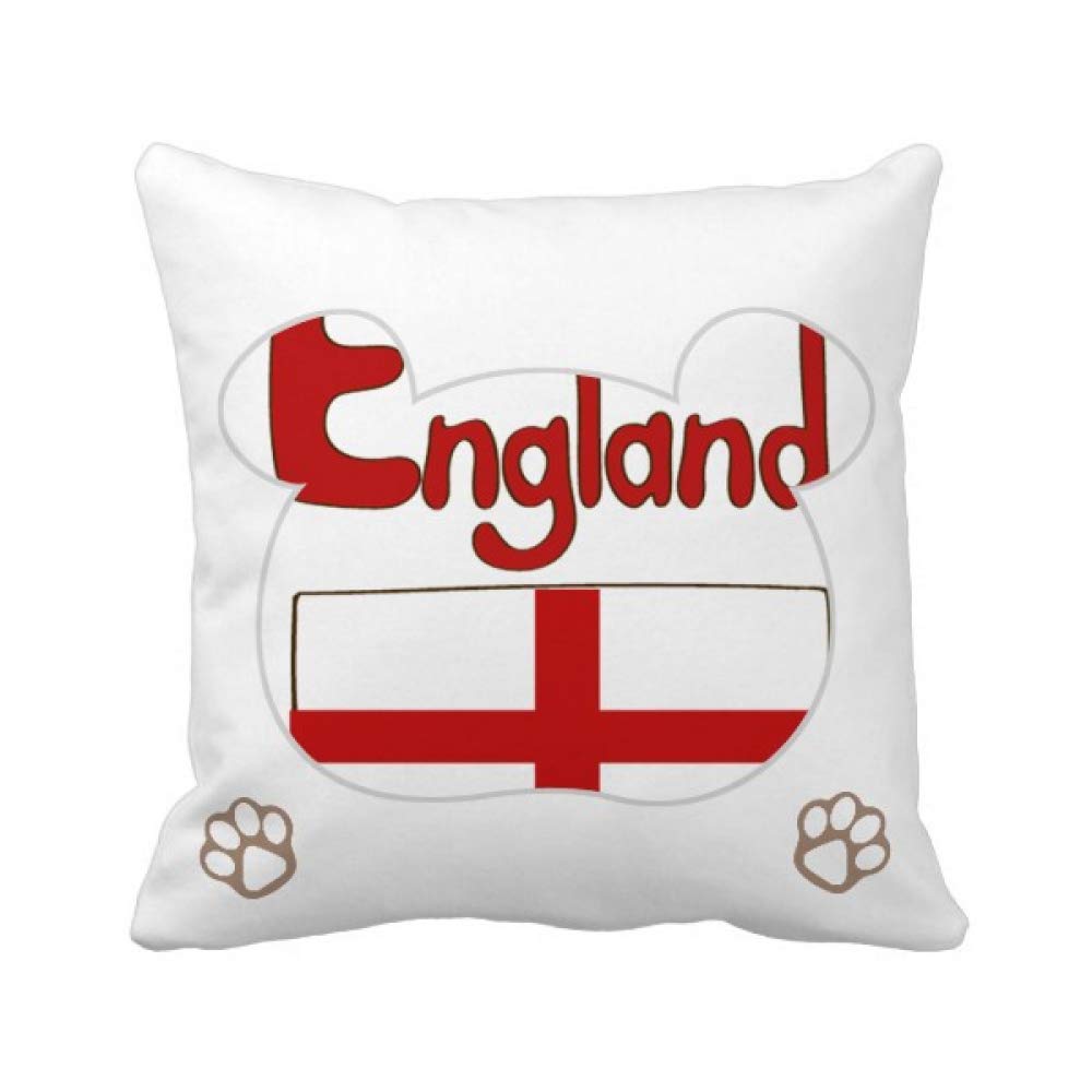 Housse de coussin ours rouge pour créer un nid douillet et poétique chez soi