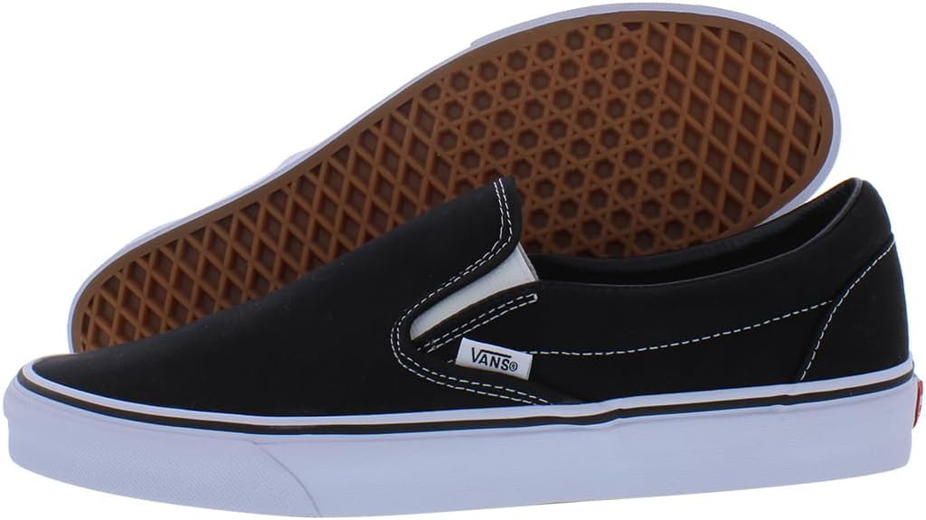 Vans Unisex Adults’ Classic Slip On Trainers, Black/White, Medium