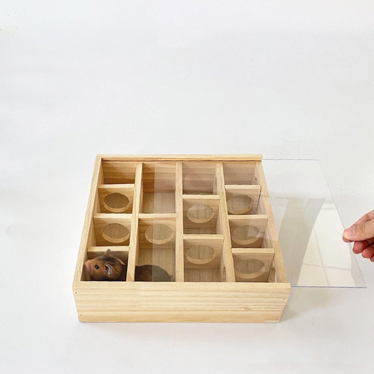 iplusmile Holz labyrinthspielzeug für Kleintiere Interessantes Mäuselabyrinth mit Hohem Rand Sicherer Käfigschutz Unterhaltungs Stressabbau Hamster Meerschweinchen Chinchillas
