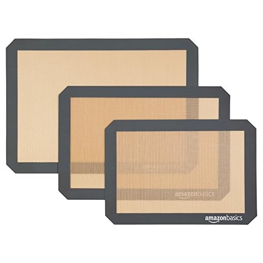 AmazonBasics Silicone, Non-Stick, Food Safe Baking Mat - Pack of 3
