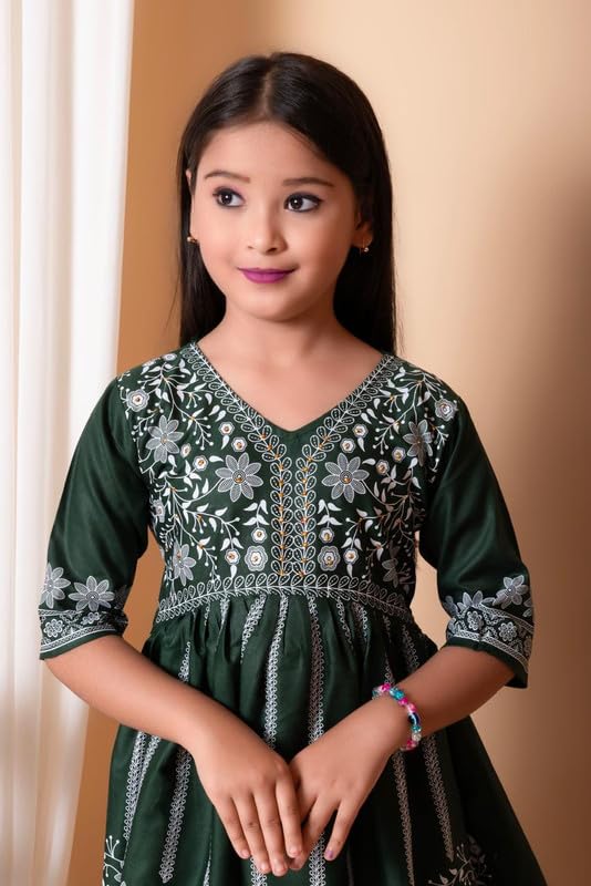 Image of Girls Ethnic Cotton Kurta and Straight Pant Set with Silky Dupatta