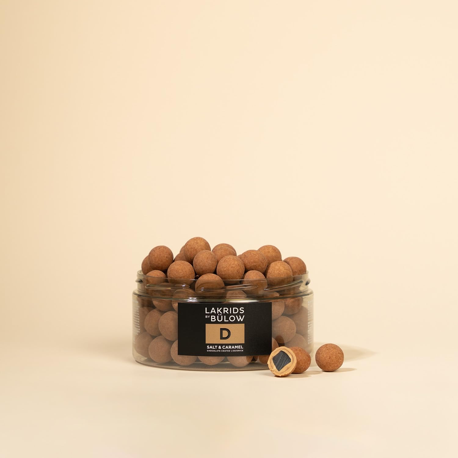 LAKRIDS BY BÜLOW - D - SALT & CARAMEL - LARGE - Feinste Lakritze umhüllt von cremiger Schokolade