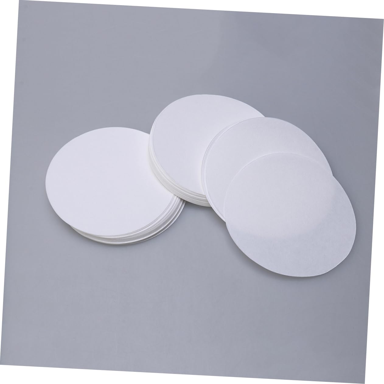 KICHOUSE 100pcs Medium Flow Qualitative Filter Paper Discs for Chemistry Applications White Lab Filtration Circles for Reliable Results
