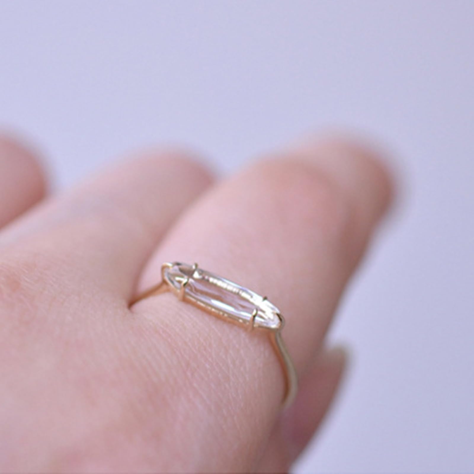 Damen Gelbgold Frauen Dünner Solitärring mit Marquise-Form Moissanit