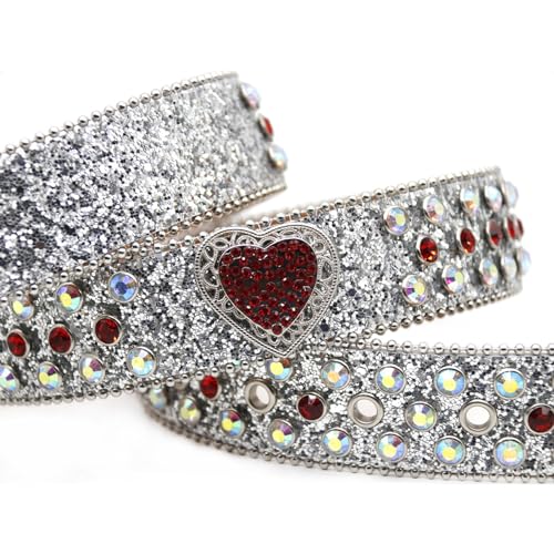 Chaîne de taille gothique : sublimez vos tenues amples avec strass