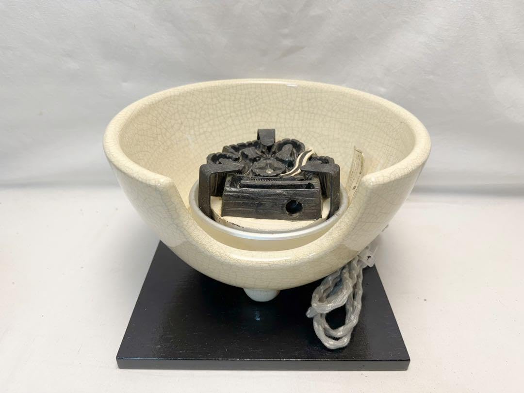 究極の美◼️蔵から美しい竹と菊とアヤメが描かれた抹茶茶碗が出て来ました。茶道具 Amazon.co.jp: 究極の美蔵から美しい竹と菊とアヤメが描かれた抹茶茶碗