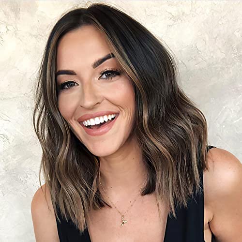 Luovce Synthetic Wigs For Women Shoulder Length Short Wavy 14 inches Ombre Highlight #RT1b/27 Color, 25 cm x 35 cm