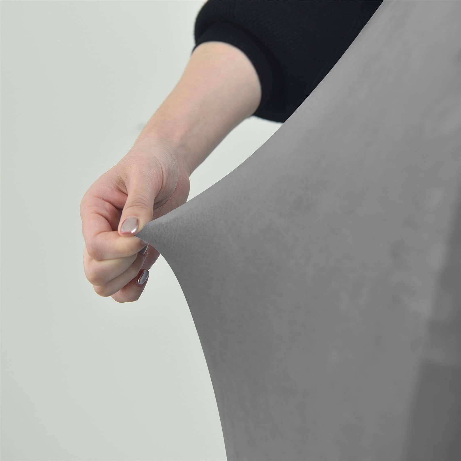 Juego de 2 fundas elásticas de terciopelo lavables y extraíbles para sillas de comedor de respaldo alto, color gris medio, perfectas para protección en casa, banquete y hotel.