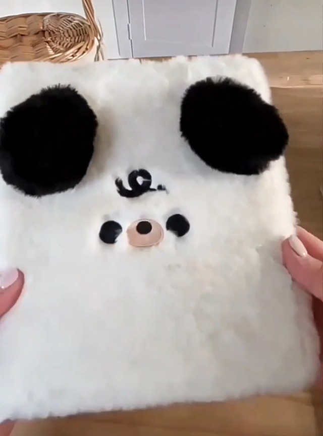Amazon.co.jp: シール帳 女の子 A6 バインダー ふわふわ動物デザイン