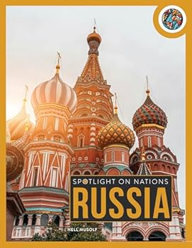 Paperback Russia Book