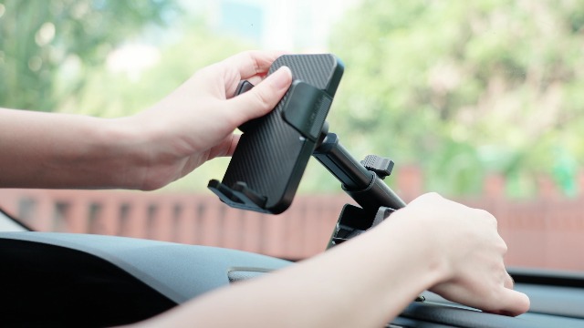 GUWEZ Phone Holders for Your Car [Military Grade Suction Ultra Strong Base] Cell Phone Car Holder 3 in 1 Dashboard/Windshield/Air Vent Hands-Free for Video Installation Kit iPhone Android