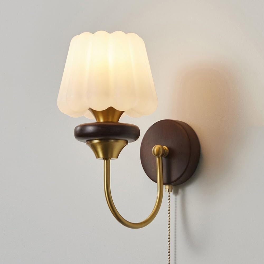 CWCQGH Modern Wood Wall Lamp with Pumpkin Shape PE Shade, Retro Brass Bedside Wall Light with Pull Chain Switch, E27 Wabi Sabi Solid Wood Art Decor Wall Sconce for Bedroom Bedside Study