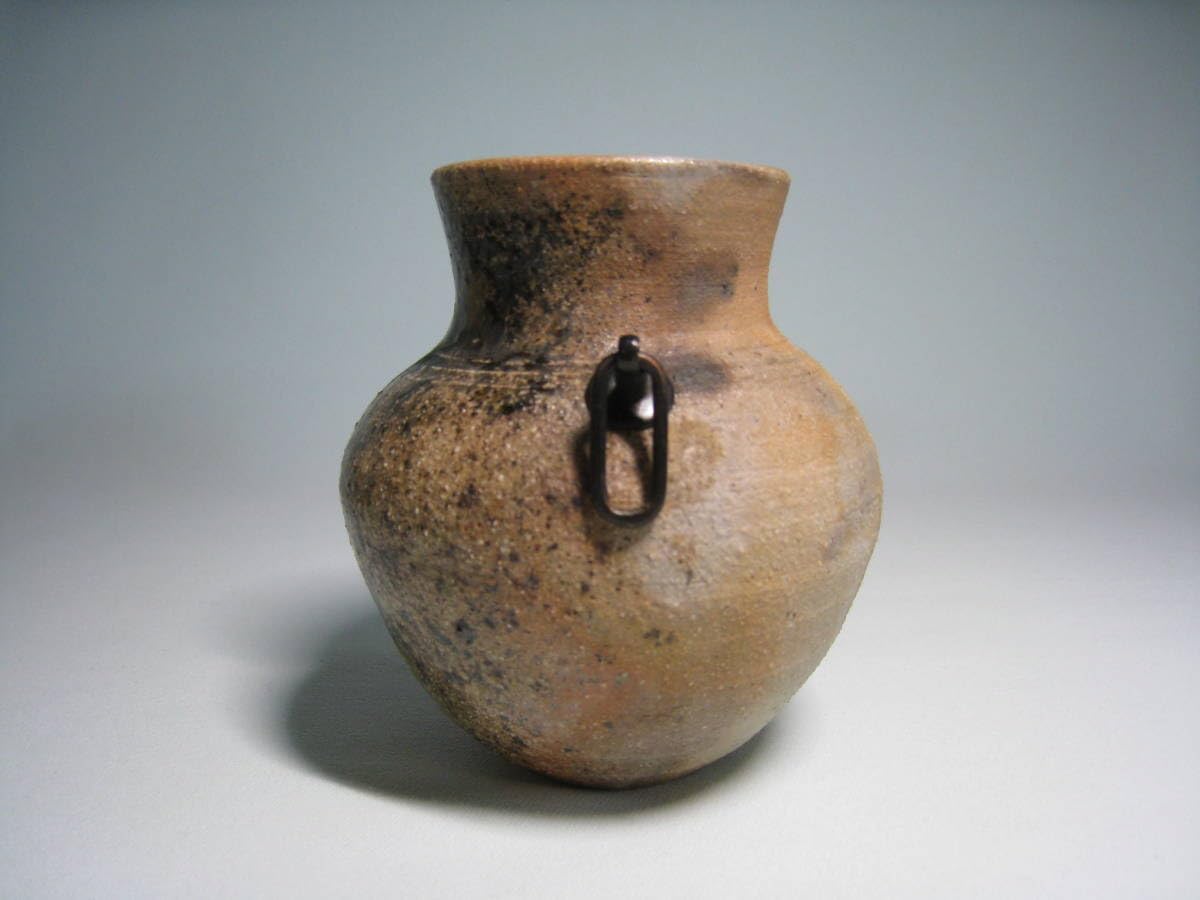 通次阿山作 楽焼 花入 共箱 花瓶 通次阿山作 楽焼 花入 共箱 花瓶