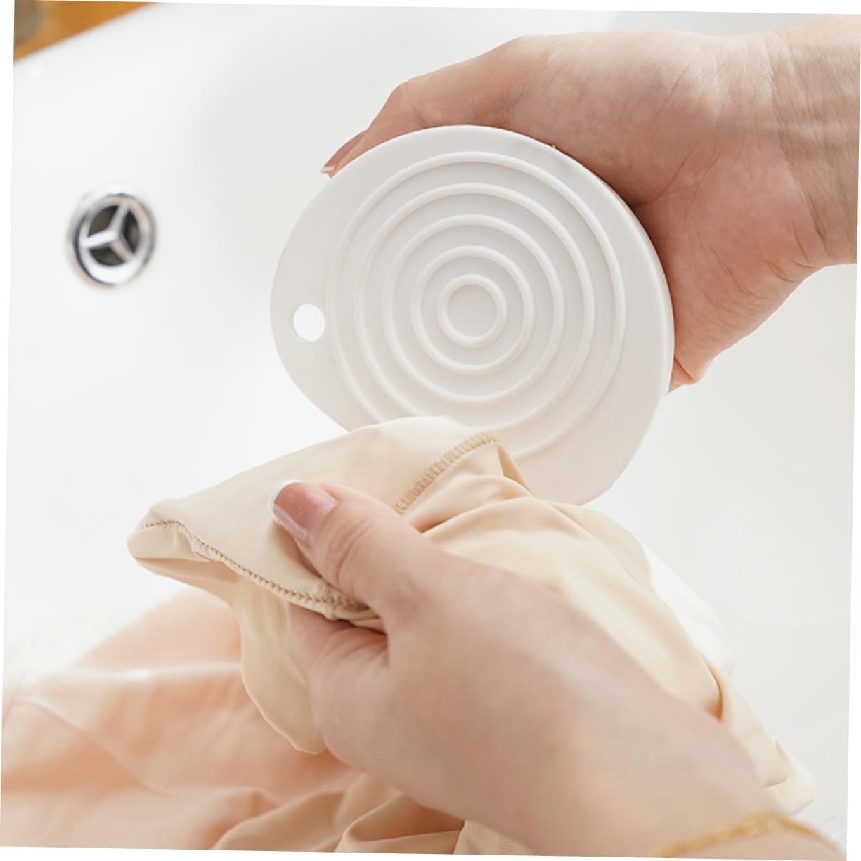Mobestech 5pcs Portable Soap Holder with Washboard Backing Multi Functional Soap Storage Box for Bathroom Kitchen Travel Material Stylish Design image 4